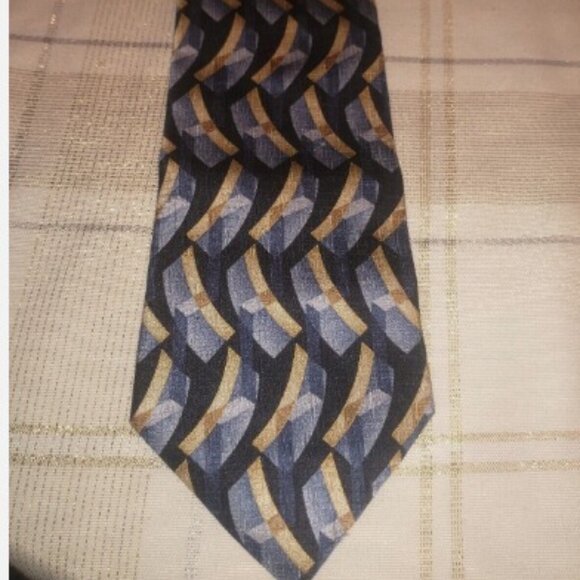 Villa Bugatti Men Tie Silk Necktie Navy Gold Blue Ornate Geometric Arch Curves - Picture 1 of 8